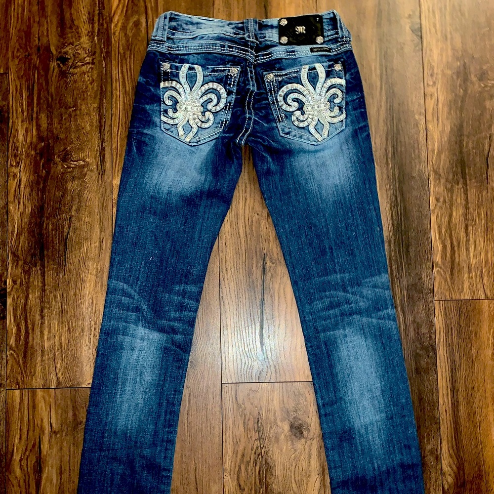 Miss Me Rhinestone Bling & Chains Distressed Straight Jeans Size 26x33.